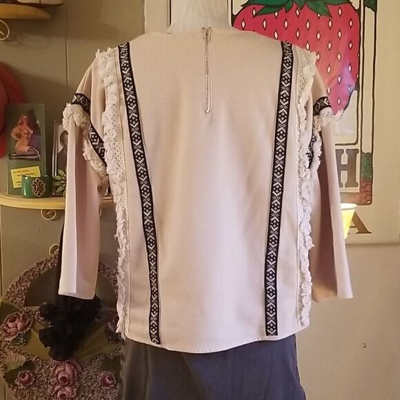 Hayden Los Angeles Top with Aztec Accents - Picture 4 of 8